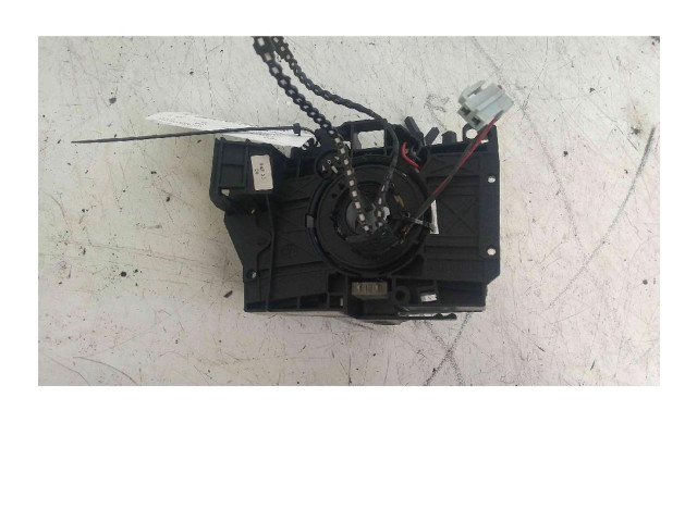 Подрулевой шлейф SRS 8200204068   Renault Clio II