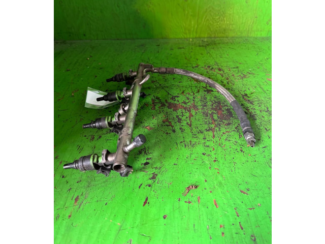 Vstřikovací lišta Mercedes-Benz C W203