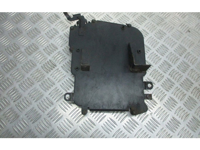 Блок управления Mitsubishi Carisma