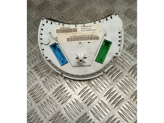 Přístrojová deska Volkswagen New Beetle 1999 1C0919861AX