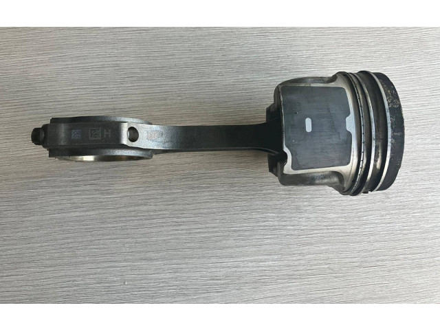 Píst RFGK206205BA Ford Transit