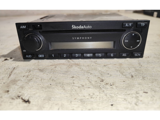 Радио/ проигрыватель CD/DVD / навигация       Skoda Superb B5 (3U)  2001 - 2008 года   