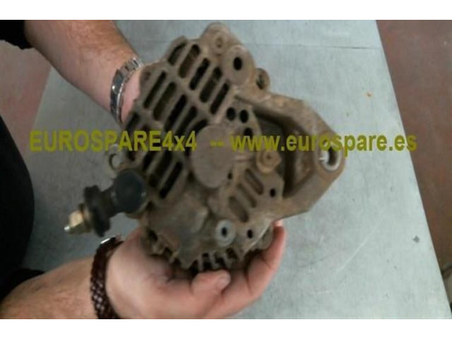 Генератор 23100VK010 Nissan Navara D22