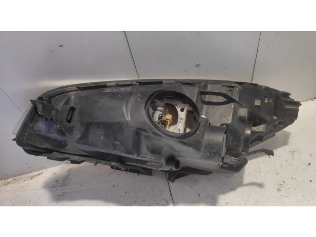 Передняя фара