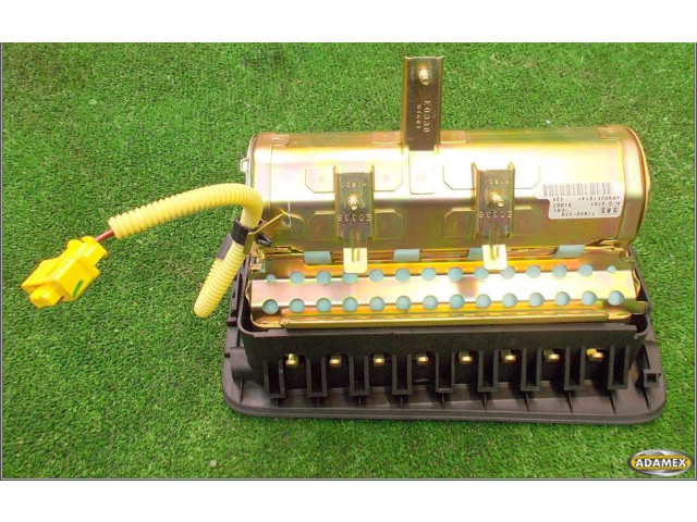 Подушка безопасности пассажира    Honda HR-V