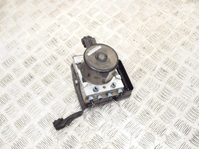 Блок АБС 6791749, 10096208293 BMW 1 F20 F21 2011-2019 года