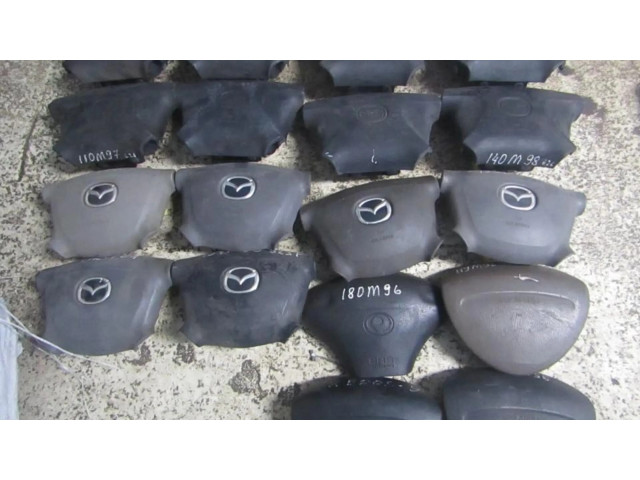 Подушка безопасности водителя GE4T57K00 Mazda 626