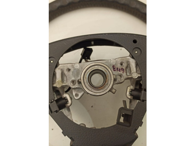 Руль Toyota Corolla Verso E121  2001 - 2004 года       