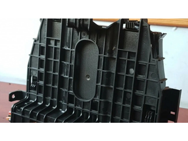 Блок предохранителей  1695454332   Mercedes-Benz A W169    