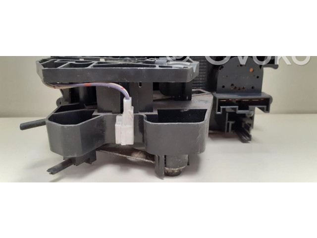 Pojistková skříňka Спидометр (приборный щиток) 7040030720 Nissan Micra