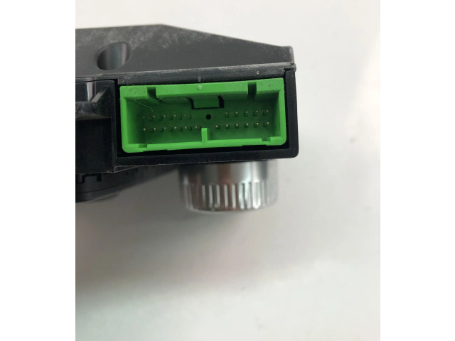 Блок управления климат-контролем 31398587   Volvo V60