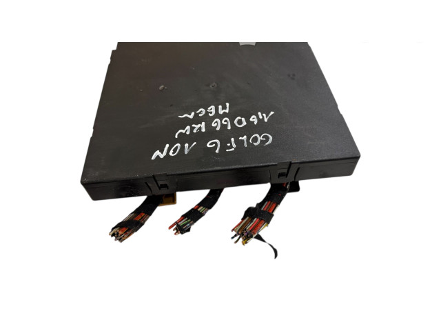 Блок комфорта 1K0937084B Volkswagen Golf VI