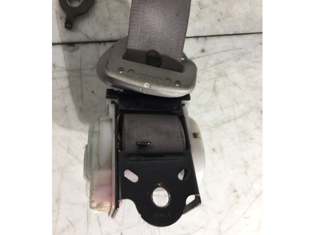 Третий рядный ремень безопасности