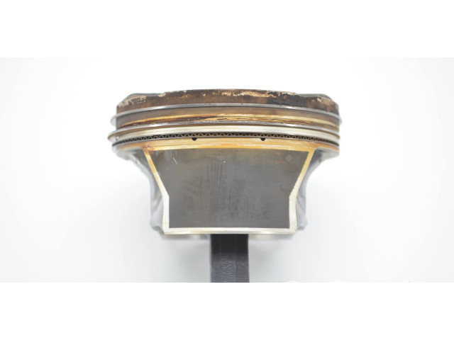 Píst Mercedes-Benz SL R231 pro benzínový motor 3.0 276825