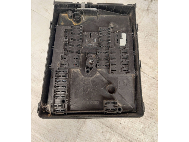   Pojistková skříňka 1K0937125D   Volkswagen Caddy 2012