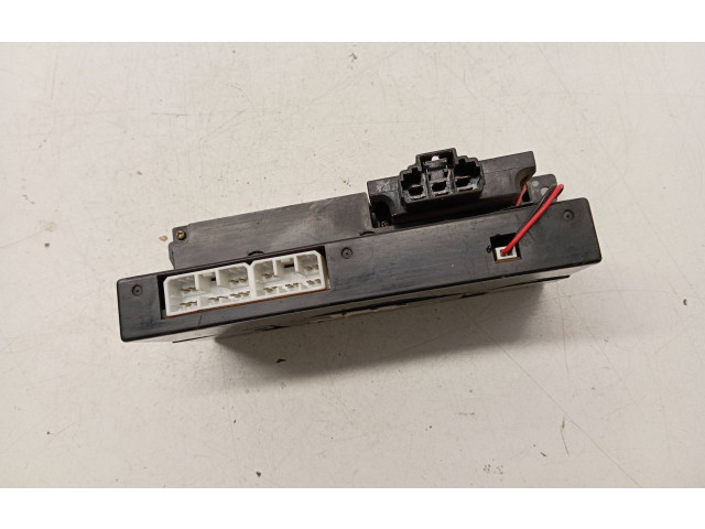 Блок управления климат-контролем Mazda 626