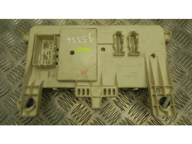 Блок предохранителей 519080097 Mazda 3 I