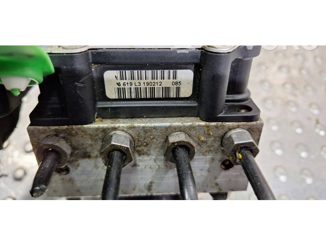 Блок АБС 6R0907379S, 6R0614517K Skoda Fabia Mk2 (5J) 2007 - 2014 года