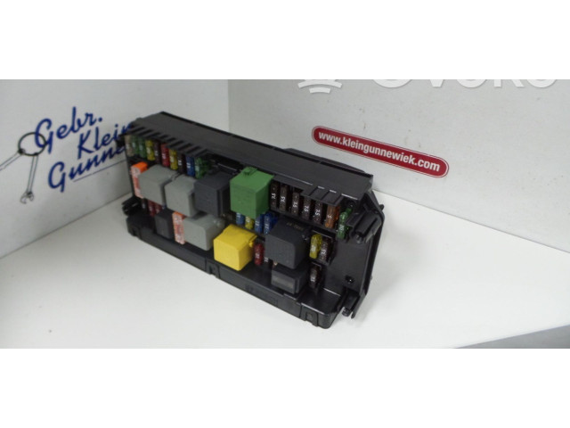 Pojistková skříňka Řídící jednotka BSM A2129004425, A2129009425 Mercedes-Benz SLK R172 2014