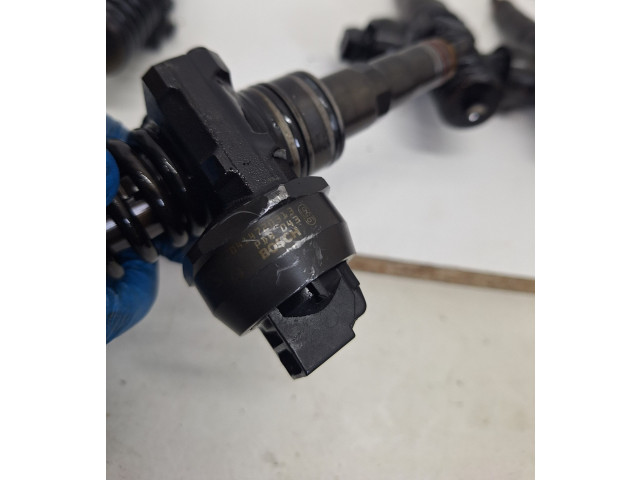 Комплект форсунок 0414720313, 038130073    Volkswagen Touran I  Bls 