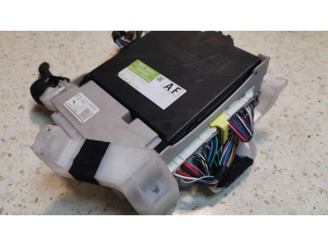 Pojistková skříňka Řídící jednotka BSM 8922176030, 8273076020B   Lexus CT 200H 2013