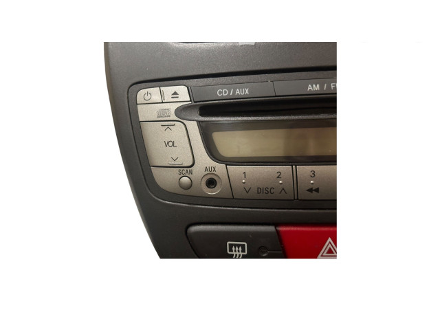 Поршень Радио/ проигрыватель CD/DVD / навигация  861200H010, W53811  Peugeot 107  