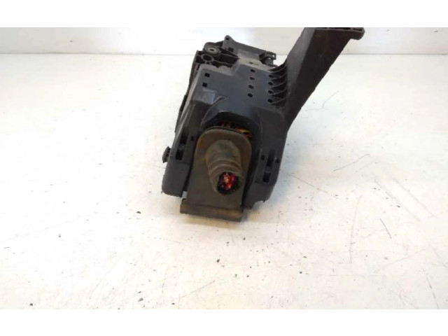 Блок предохранителей 8678449   Volvo XC90    