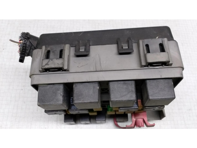 Pojistková skříňka 04759397AB Chrysler Sebring (ST-22 - JR) 2002