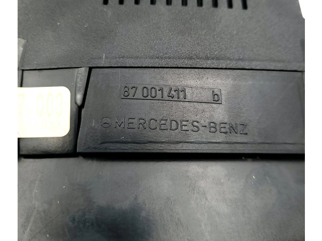 Přístrojová deska Mercedes-Benz C W203 2003 A2035401347, A2035401347