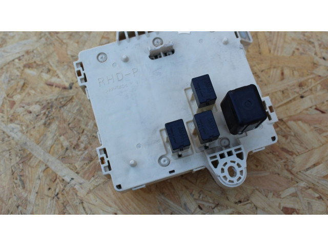 Блок управления 8700847886592, IS200 Lexus IS 200-300