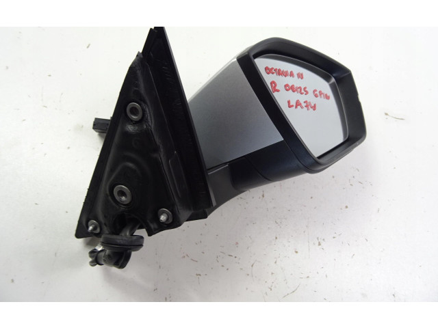 Зеркало электрическое Skoda Octavia Mk4 2019 - года