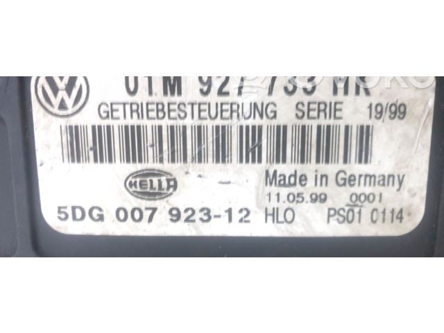 Блок управления коробкой передач 01M927733HK, 5DG00792312   Volkswagen Bora