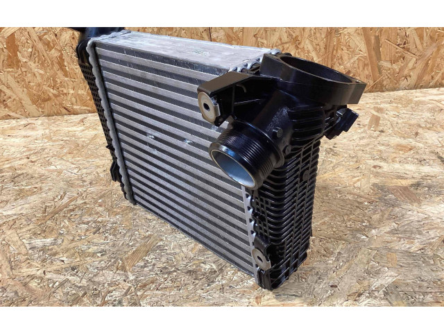 Интеркулер 95b145803g Porsche Macan