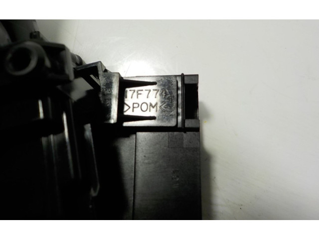 Ручка стеклоочистителей 8465230650, 17F774 Lexus IS-F