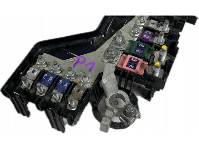 Pojistková skříňka Chevrolet Traverse II 2020