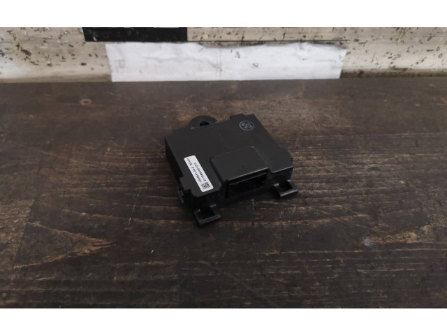 Блок управления 106965100D, 1069651-00-D Tesla Model S