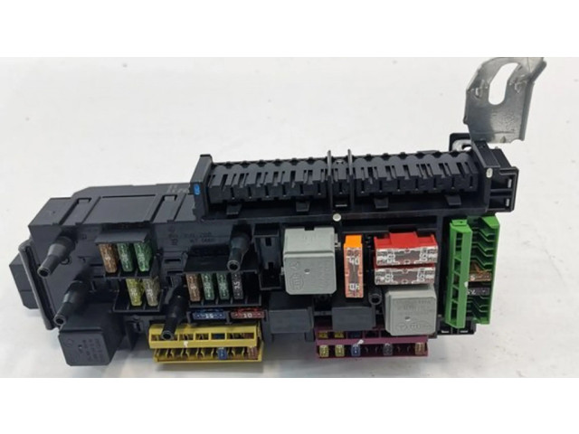 Pojistková skříňka A2129009622 Mercedes-Benz E W212 2013