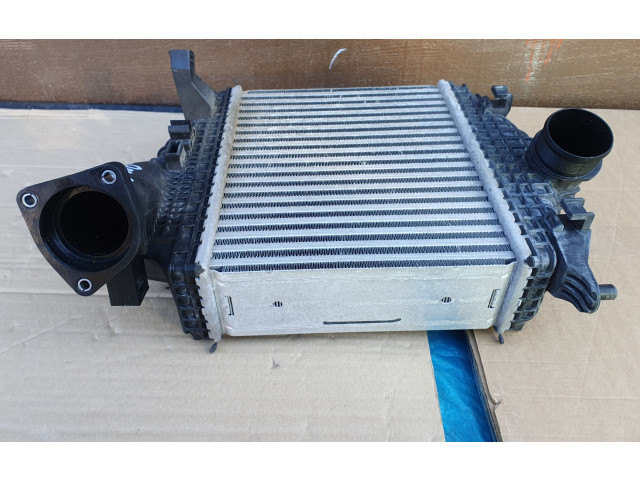 Интеркулер  4M0145804BT, JD1271007690   Audi Q8 