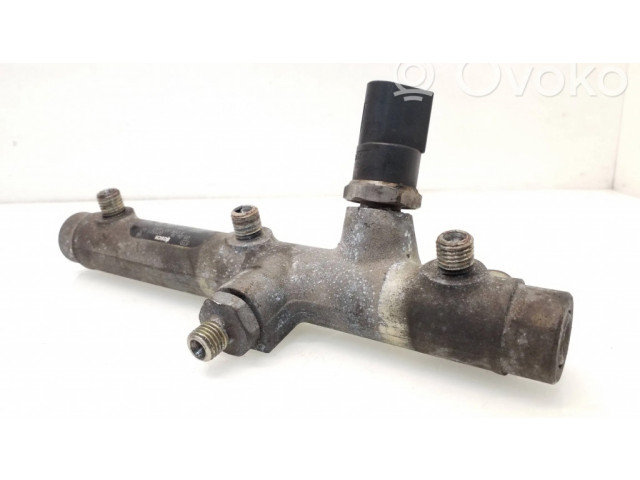 Vstřikovací lišta 059130089D, F00R001650 Audi A4 S4 B7 8E 8H pro naftový motor 3.0 BKN