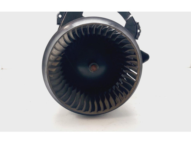 Вентилятор печки    A2469064200   Mercedes-Benz GLA W156