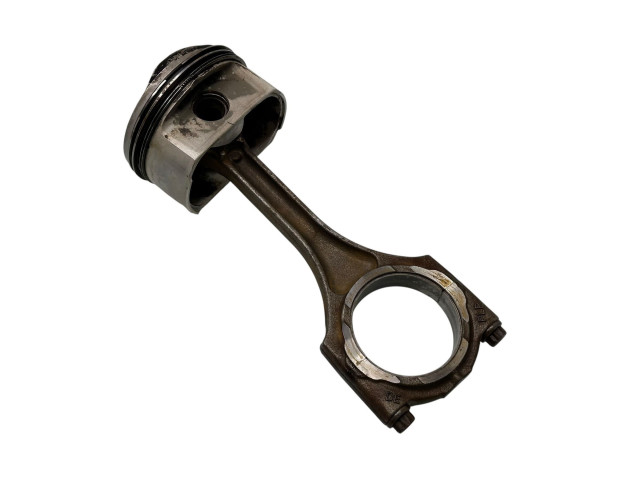 Píst 079B   Audi A8 S8 D4 4H     