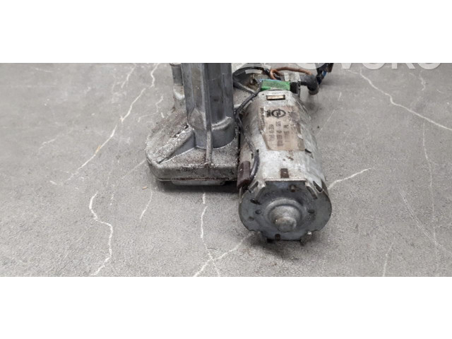 Моторчик заднего дворника     Opel Tigra A