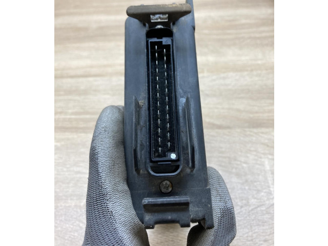 Блок управления двигателем Блок управления 030906021, 0280000542   Volkswagen Golf II