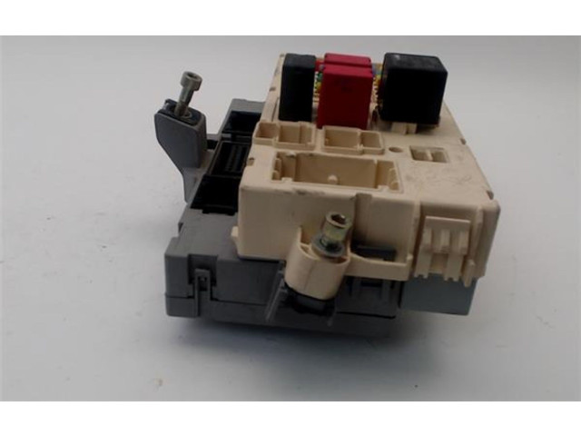 Блок предохранителей 50513350 Alfa Romeo GT