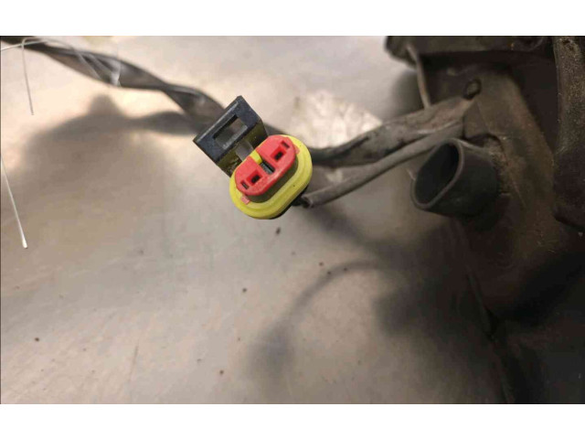 Замок багажника 9467065680    Lancia Phedra  -  года