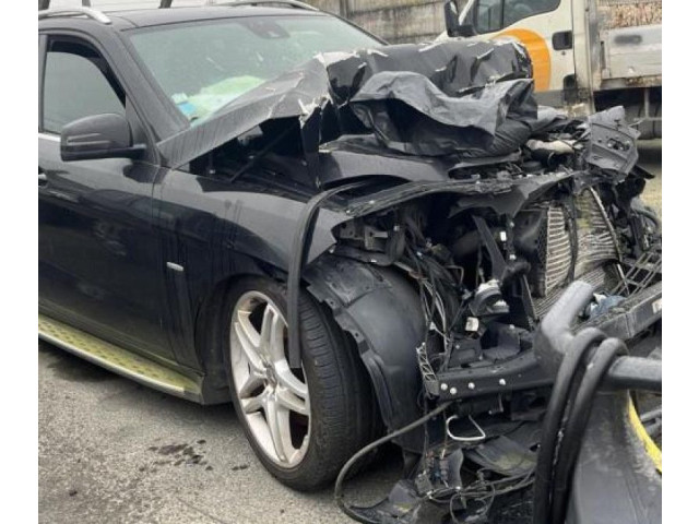 Моторчик дворников Mercedes-Benz ML W166