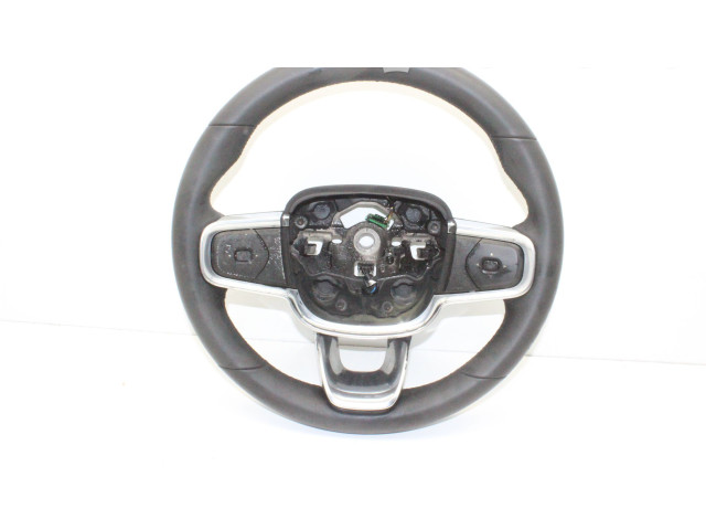 Руль Volvo XC40   -  года       