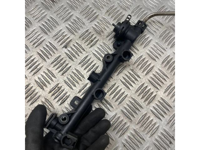 Vstřikovací lišta at715887f1a Land Rover Freelander pro benzínový motor 2.5