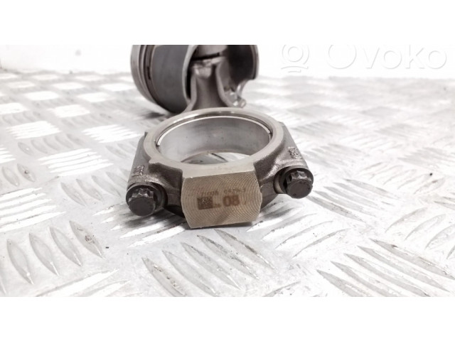 Píst 03LG, CAH Audi A4 S4 B8 8K pro naftový motor 2.0 CAHA