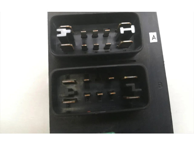 Блок предохранителей LNA2800EE, 518591029 Jaguar XJ X300